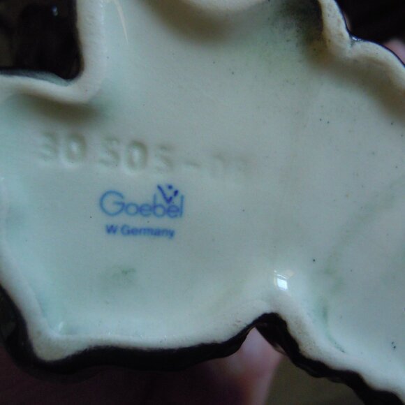 2 Vintage Goebel West Germany Black Scottie Scottish Terrier Black Dog Figurines - Picture 6 of 6